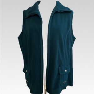 Alia Dark Green Vest size M